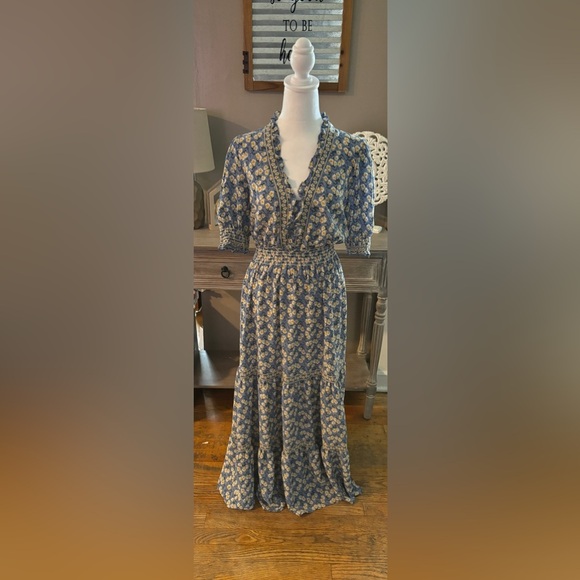 Max Studio Dresses & Skirts - Max Studio Maxi Dress